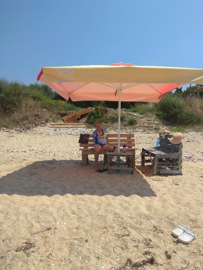 Adam'S Holiday House 2019 Karianí Esterno foto