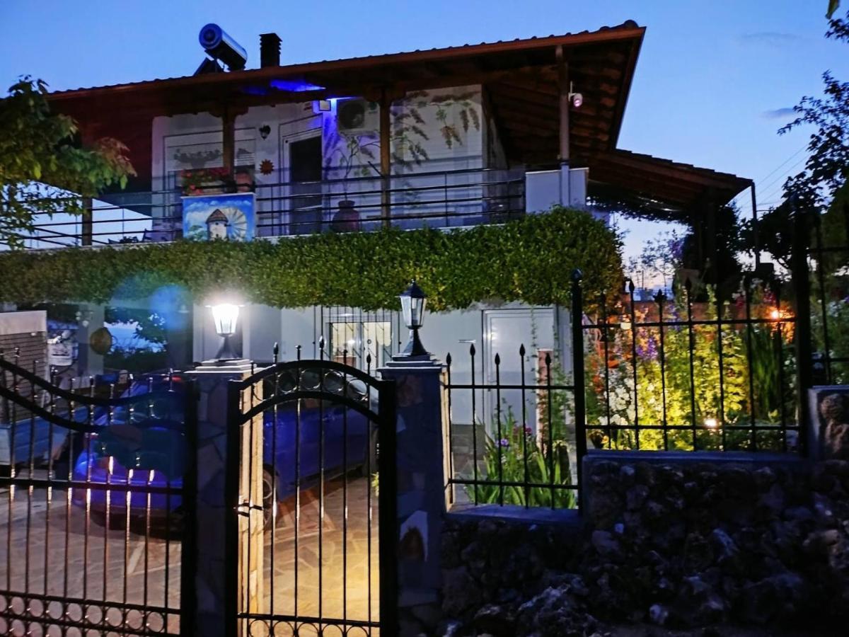 Adam'S Holiday House 2019 Karianí Esterno foto