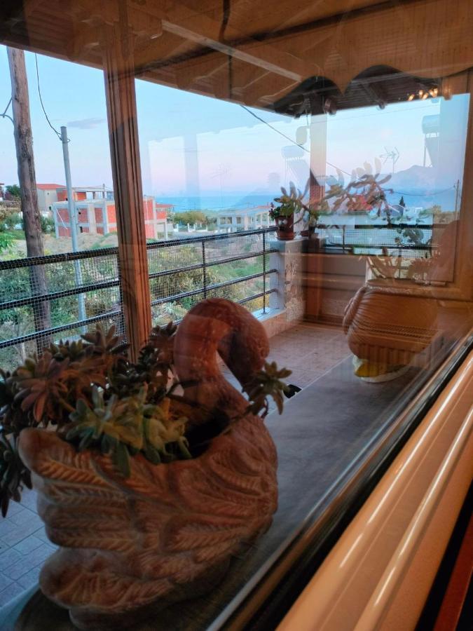 Adam'S Holiday House 2019 Karianí Esterno foto