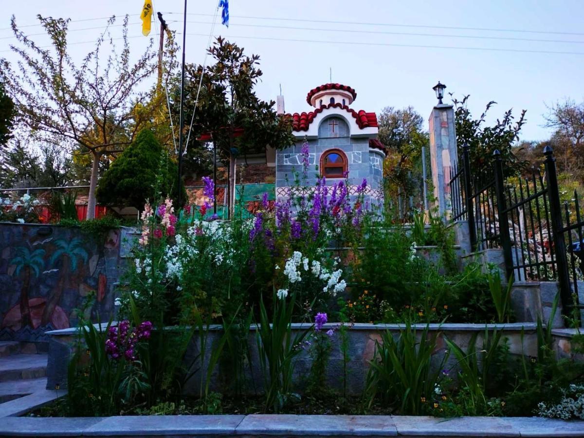 Adam'S Holiday House 2019 Karianí Esterno foto