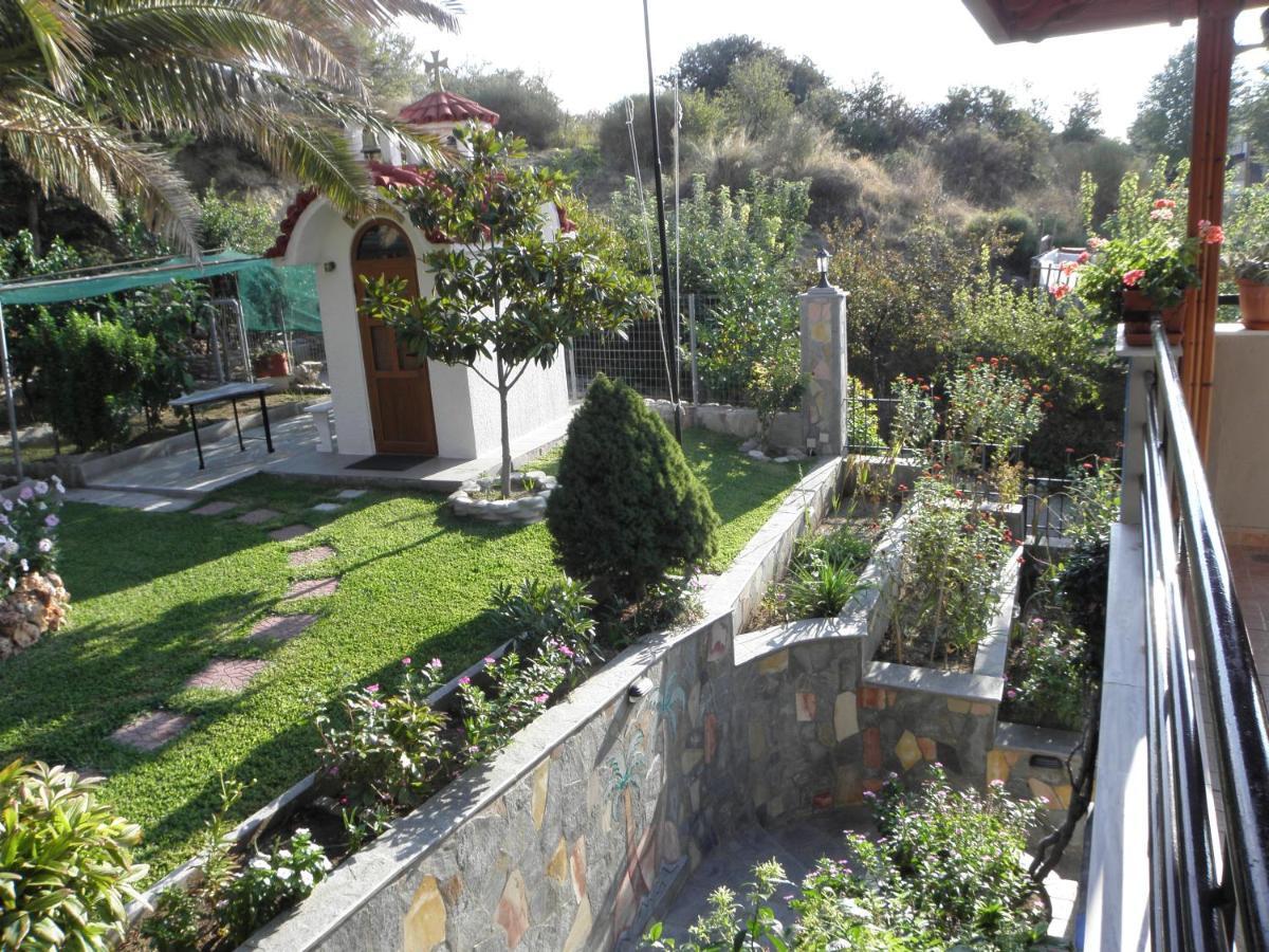 Adam'S Holiday House 2019 Karianí Esterno foto